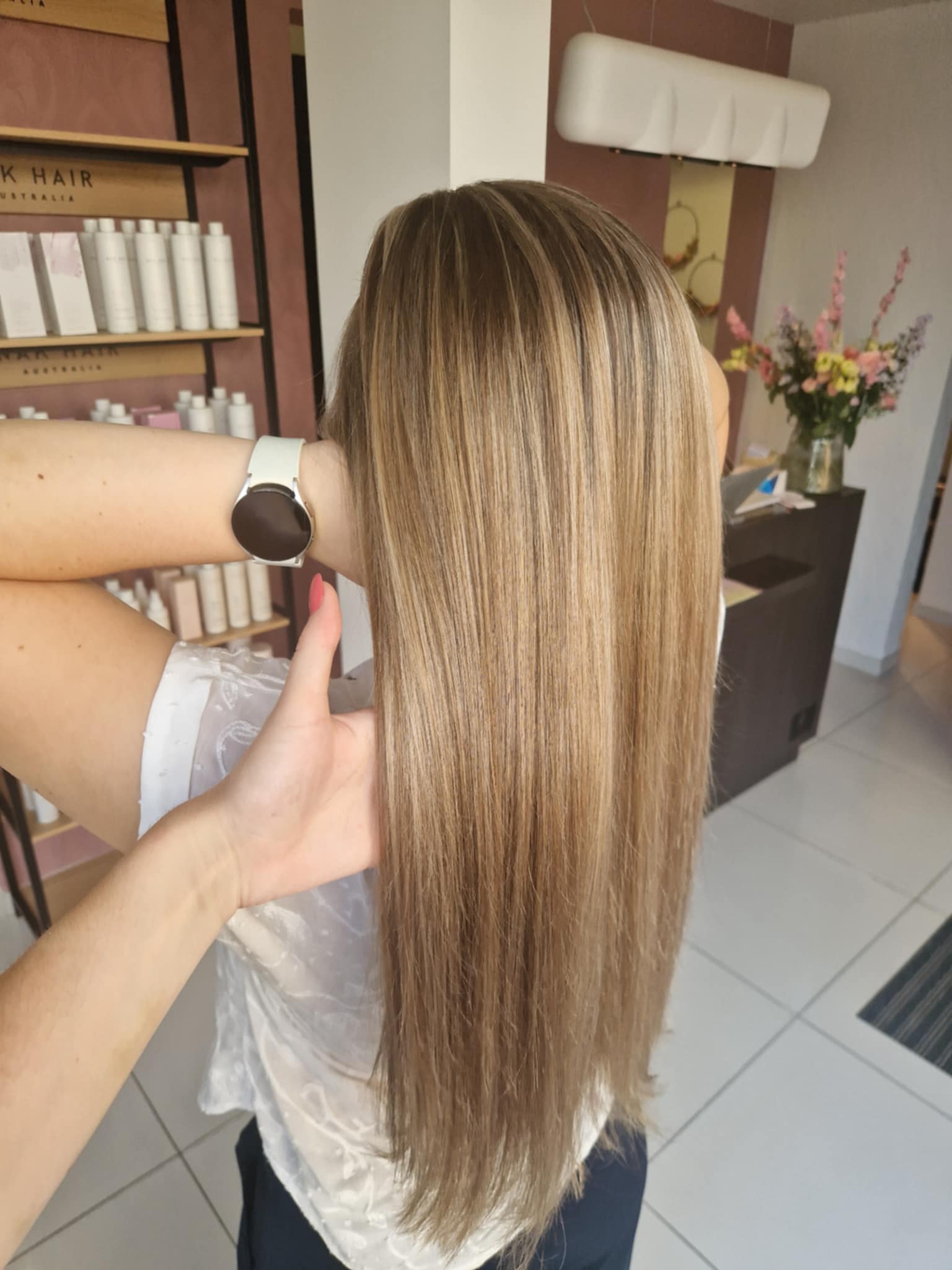 Dames steil haar